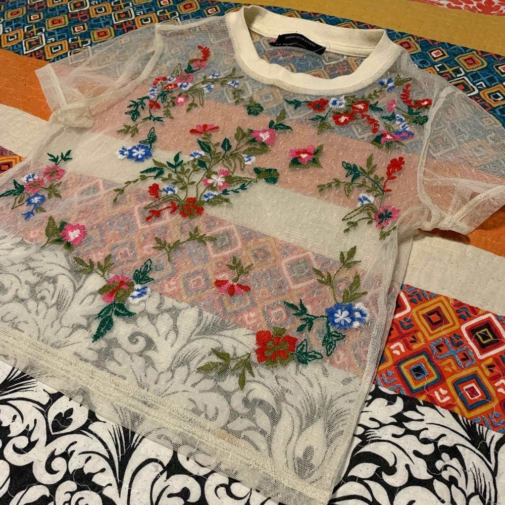 Cute sheer Urban Outfitters top size M